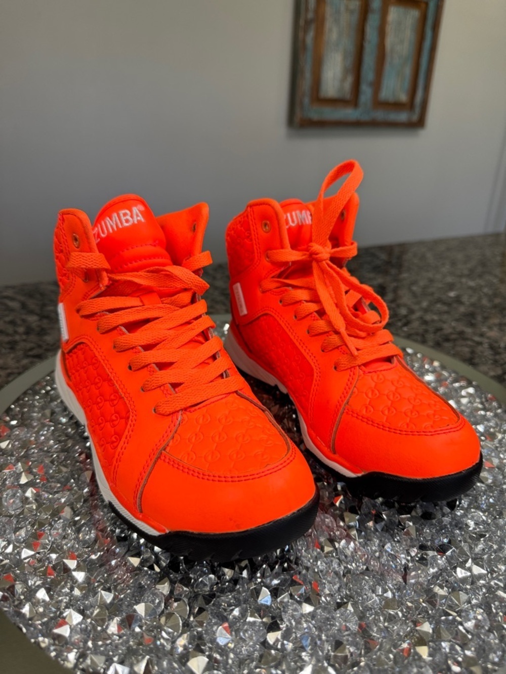 Zumba Fitness energy boss Neon Orange leather High-Top Sneakers EUC 5